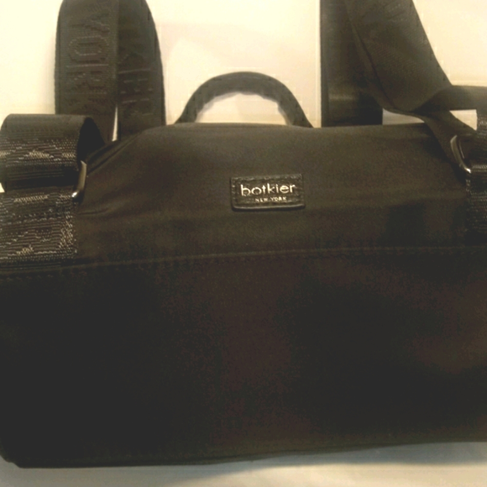 BOTKIER TRIGGER MINI BACKPACK PURSE - Picture 5 of 8